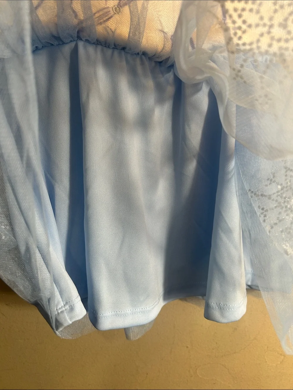 Girls Disney Frozen Two White & Light Blue Elsa Tulle Dress 4T.